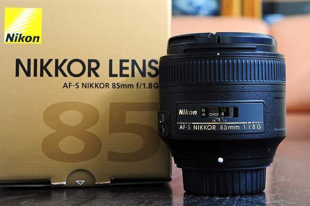 Đánh giá lens Nikon 85F/1.8G