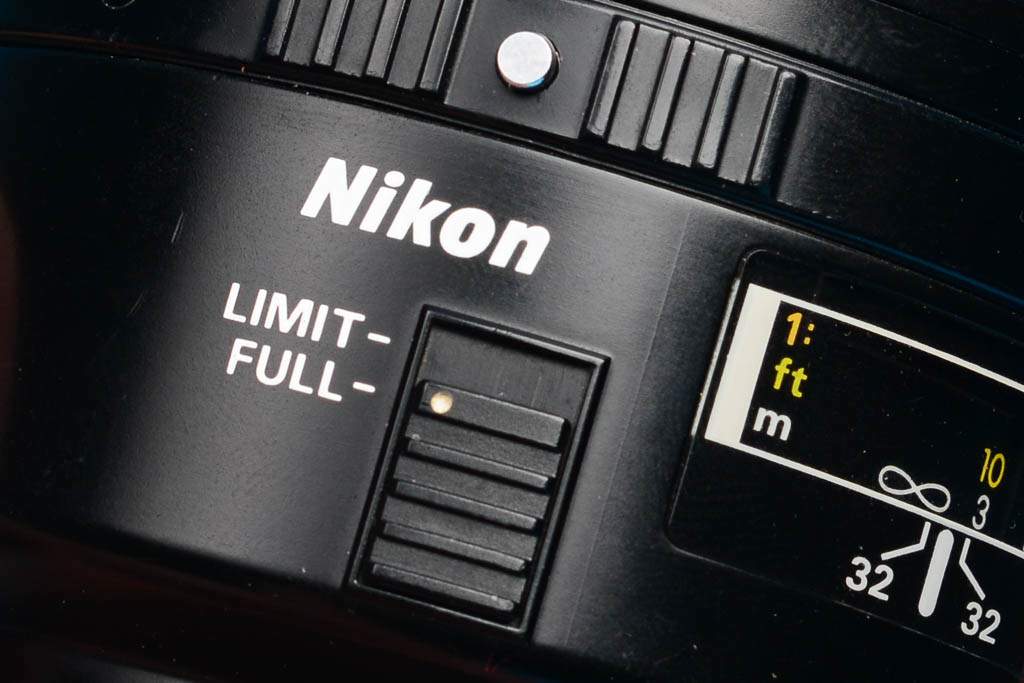 full on nikon 105mm f2.8